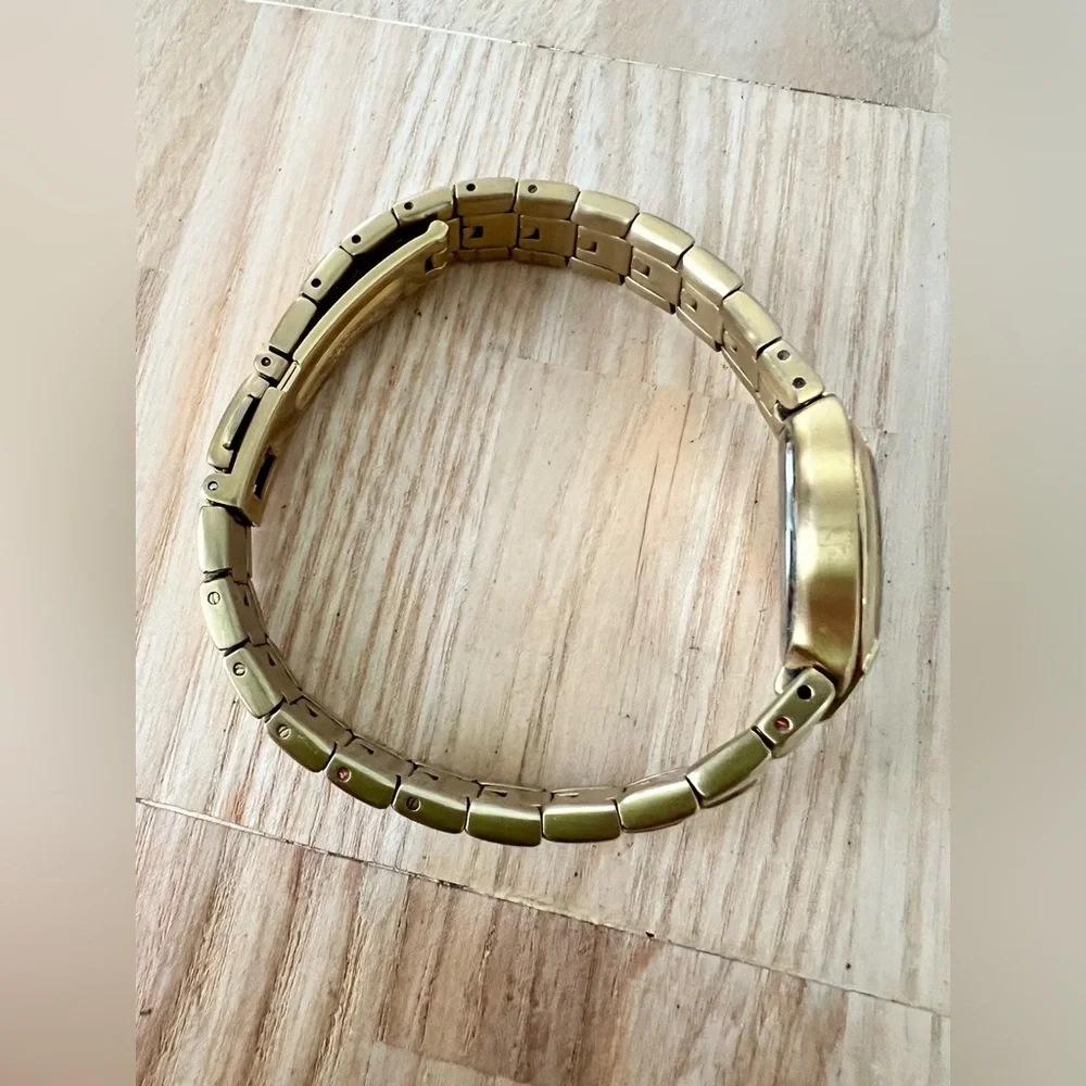 Citizen brand eco